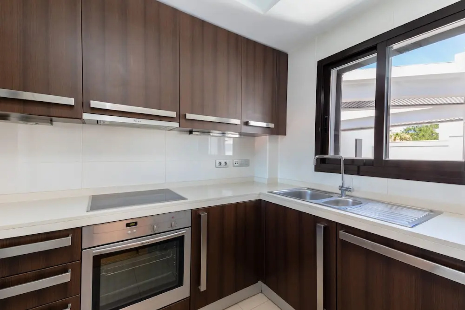 First Line House Casares del Mar