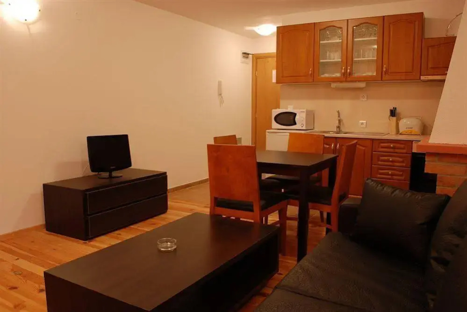 Four Leaf Clover Apartments to Rent