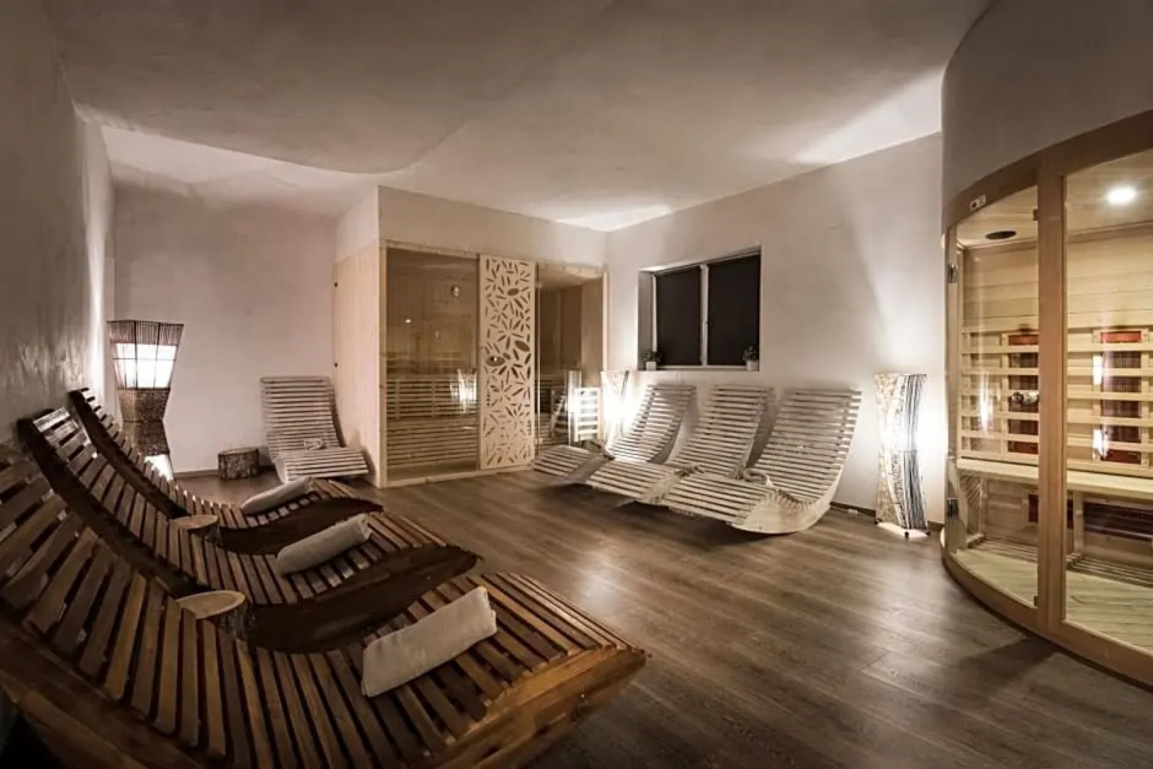 Laguscei Dolomites Mountain Hotel