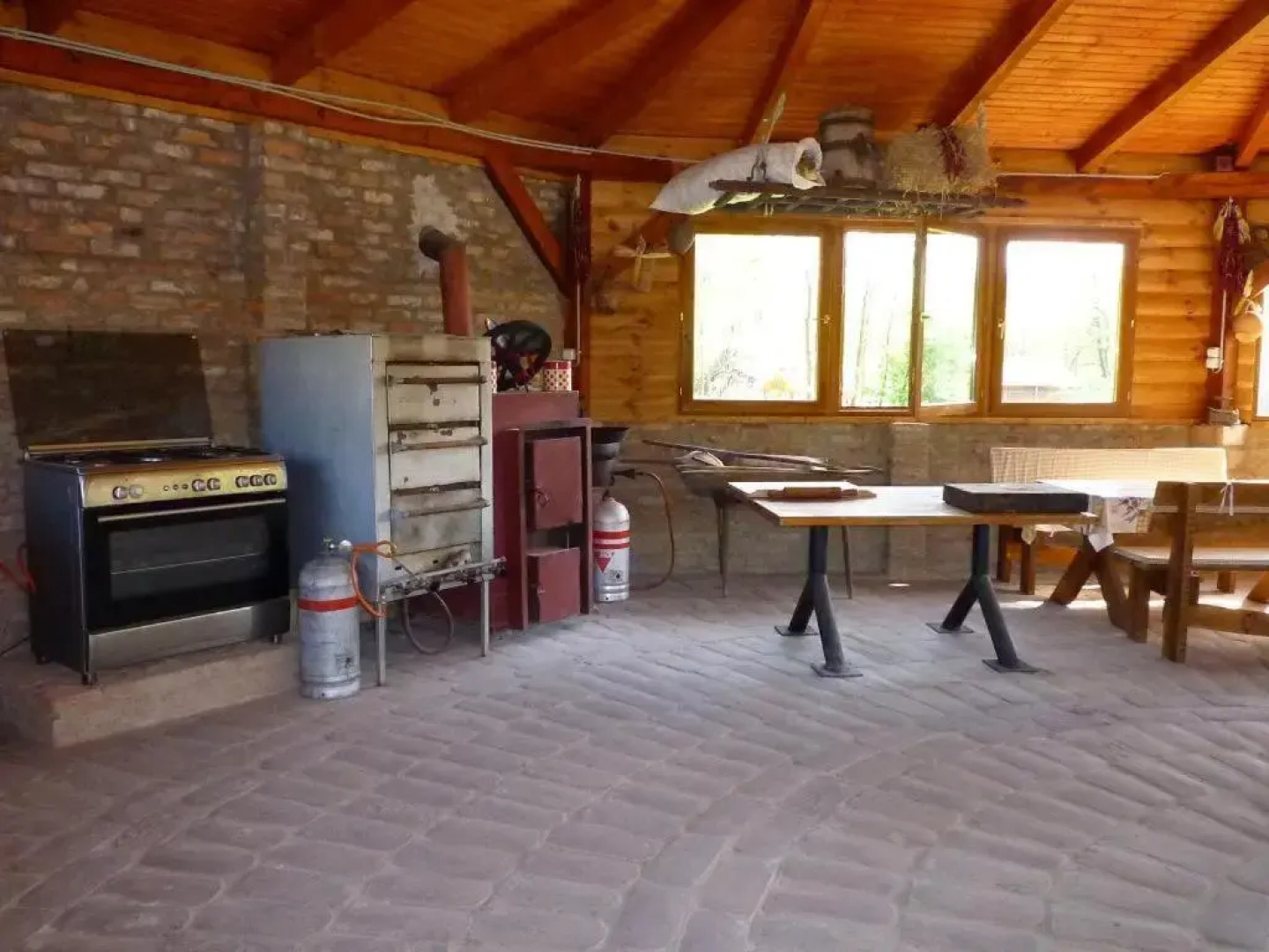 Farkasverem Vendégház