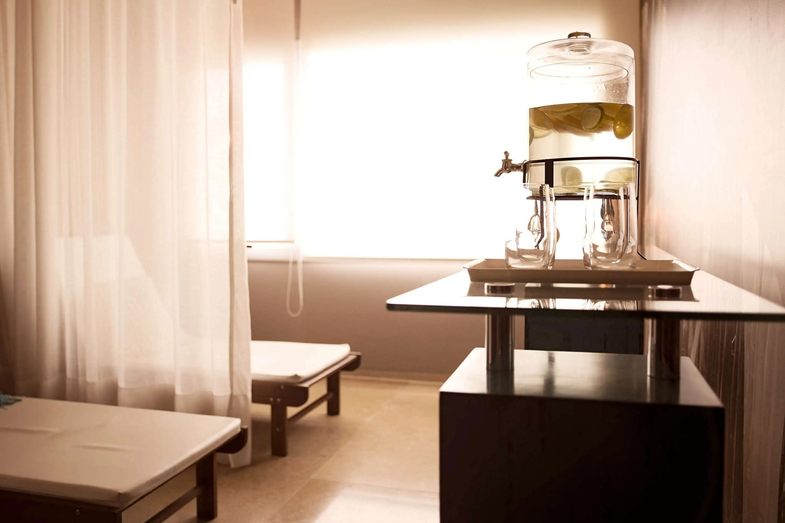 Dazzler by Wyndham Asuncion