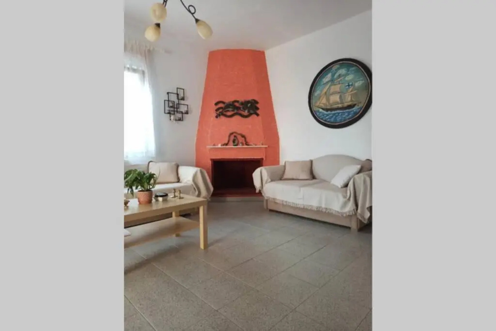 Spaceous house w/ balcony,fireplace&Lovely view