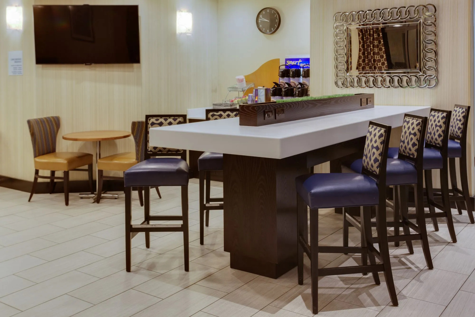 Holiday Inn Express Hotel and Suites Laurel by IHG