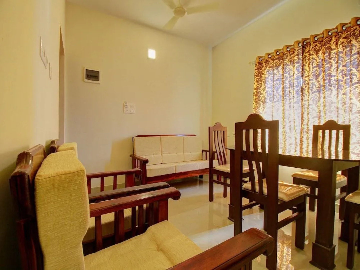 OYO 16667 Taj Palace