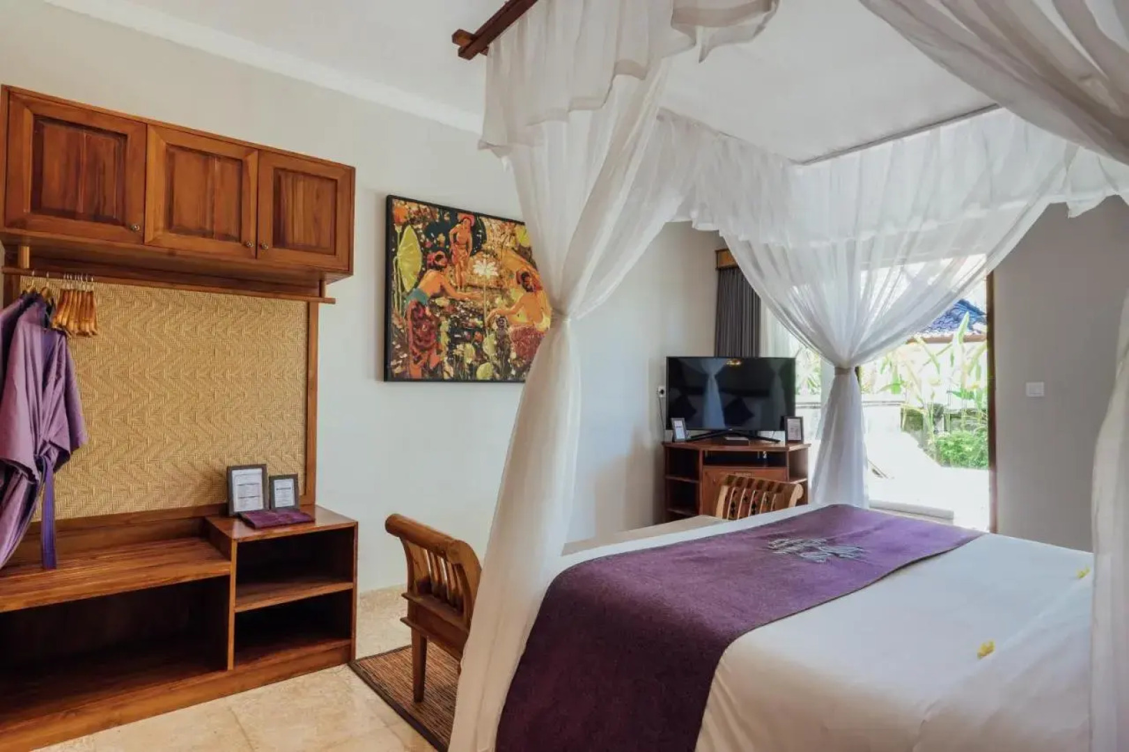 Swan Keramas Bali Villas