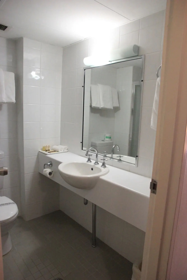 Charbonnier Motor Inn