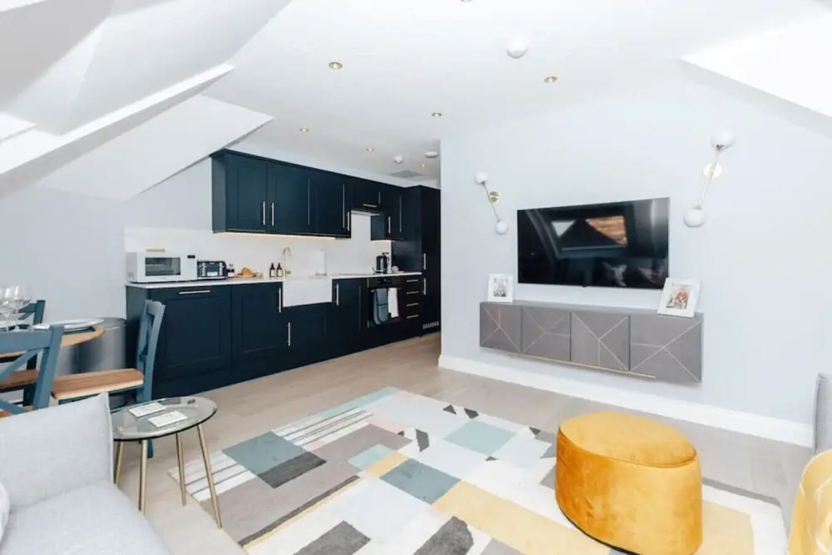 The Duke - One Parking Space