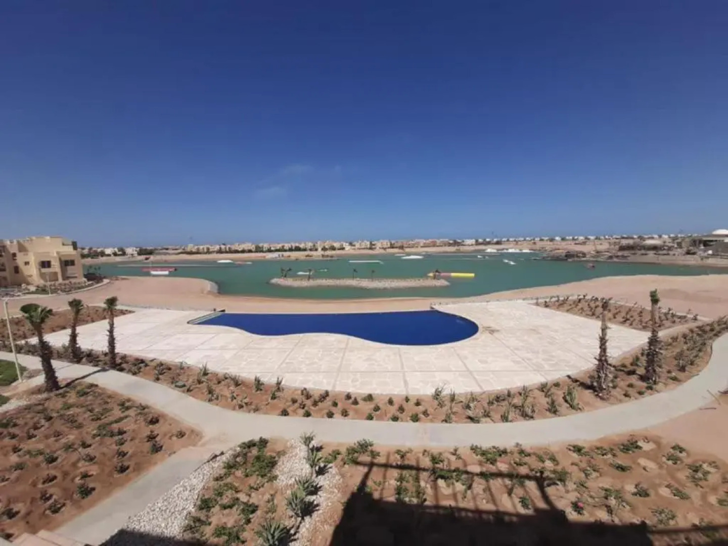 Luxury Three Bedroom Apartment with amazing view