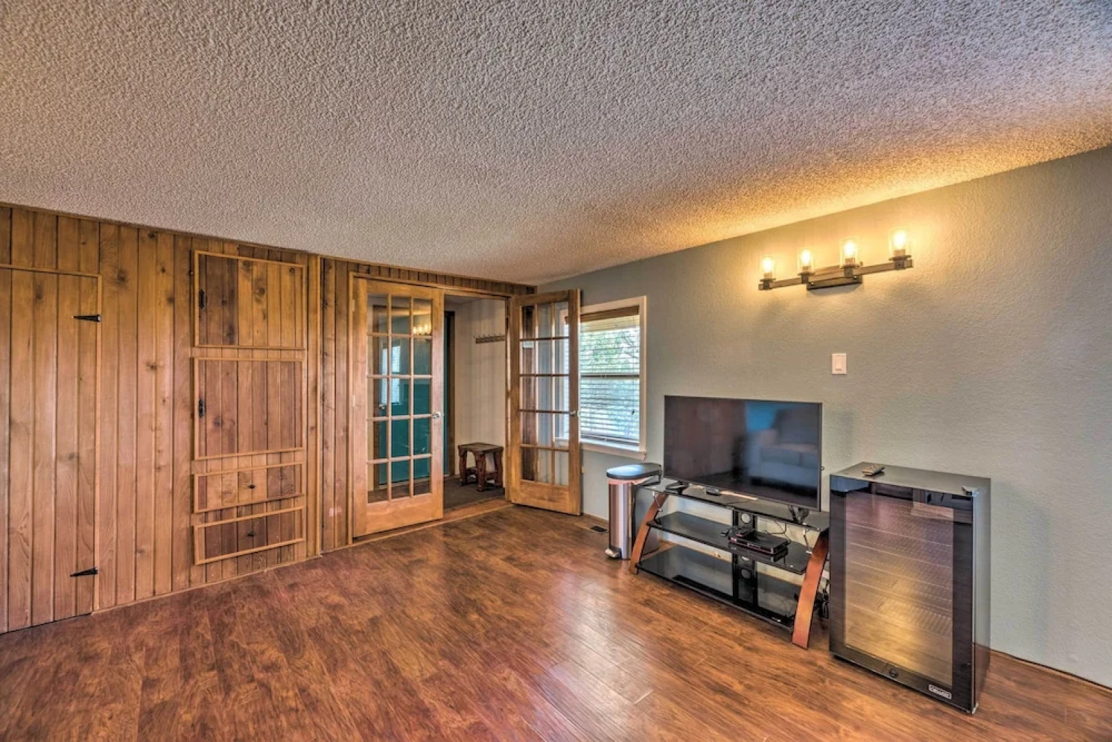 Alto Cabin w/ Stunning Views, Hot Tub + Sauna!