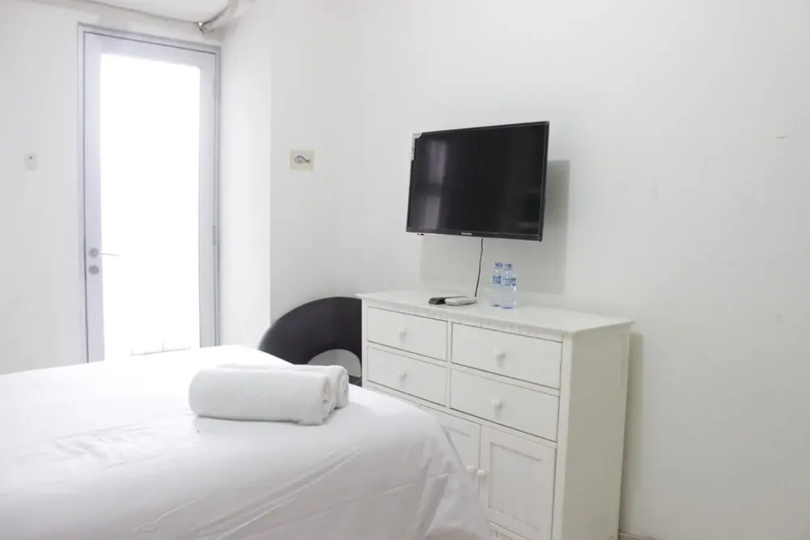 Spacious Studio Apartment At Easton Park Jatinangor Near Unpad
