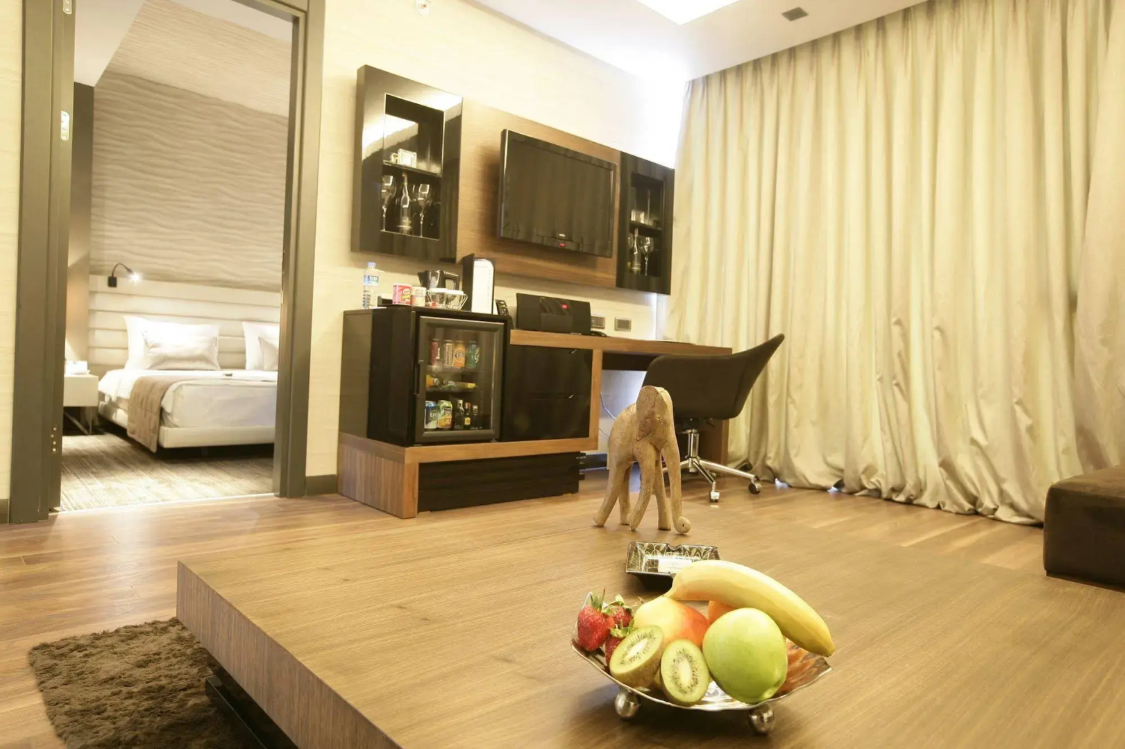 RYS Hotel & Restaurant