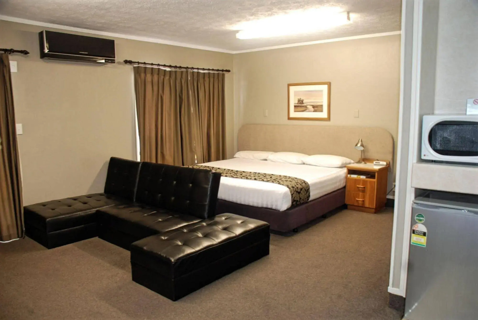 Fountain City Motor Inn