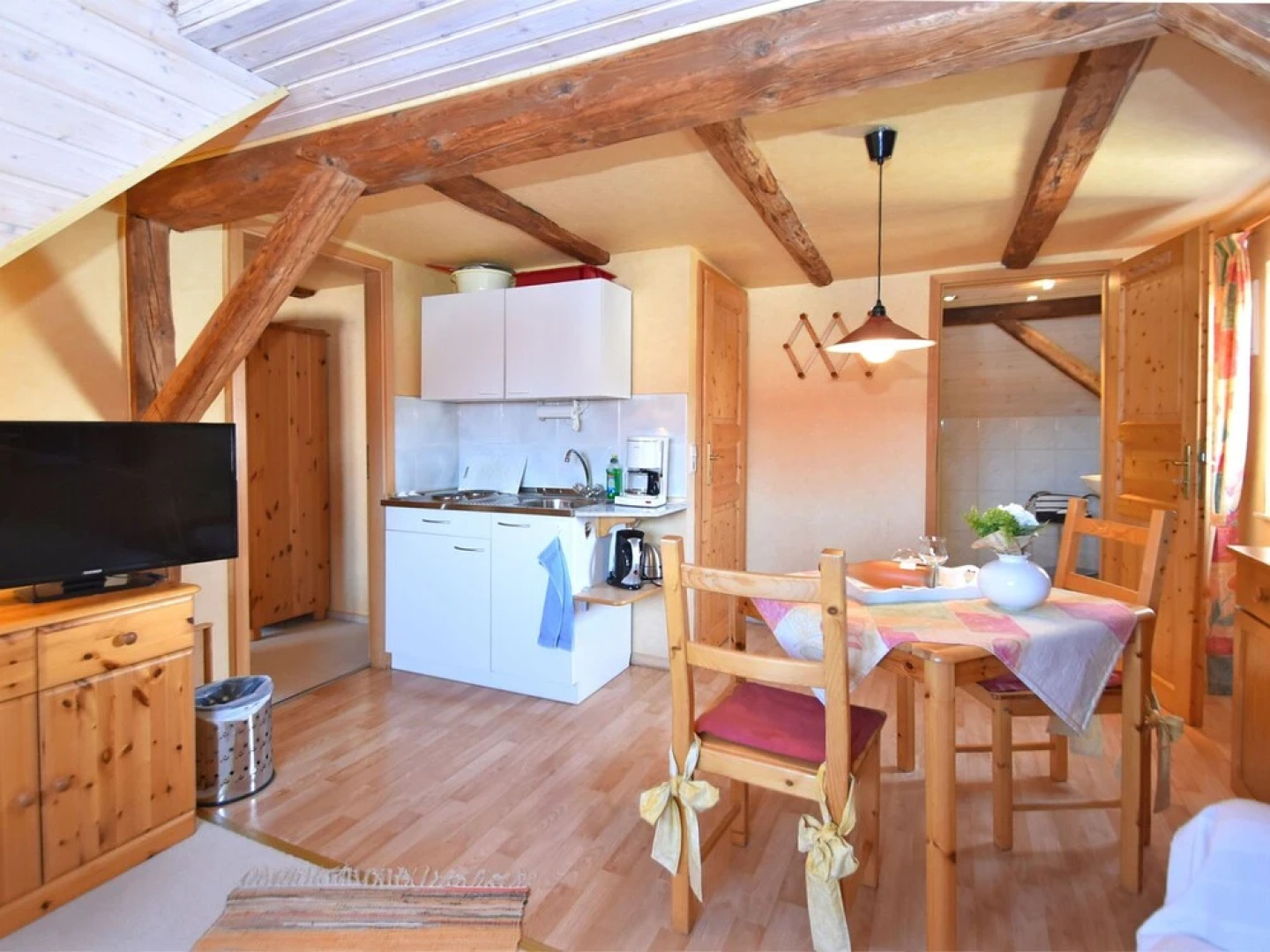 Small Apartment in Bad Tabarz in Thuringia With use of Garden and Pool