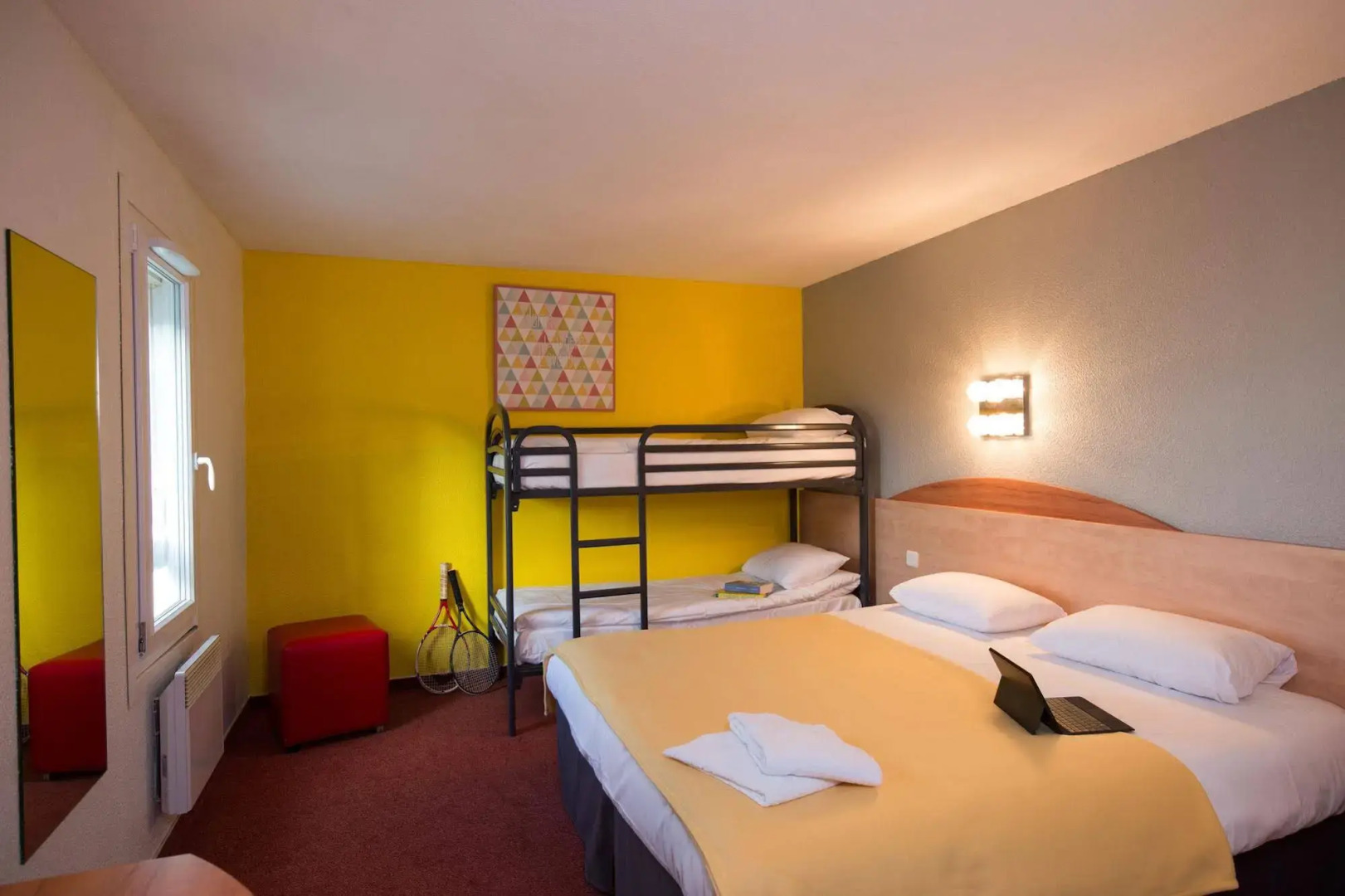 Kyriad Direct Orleans Ouest