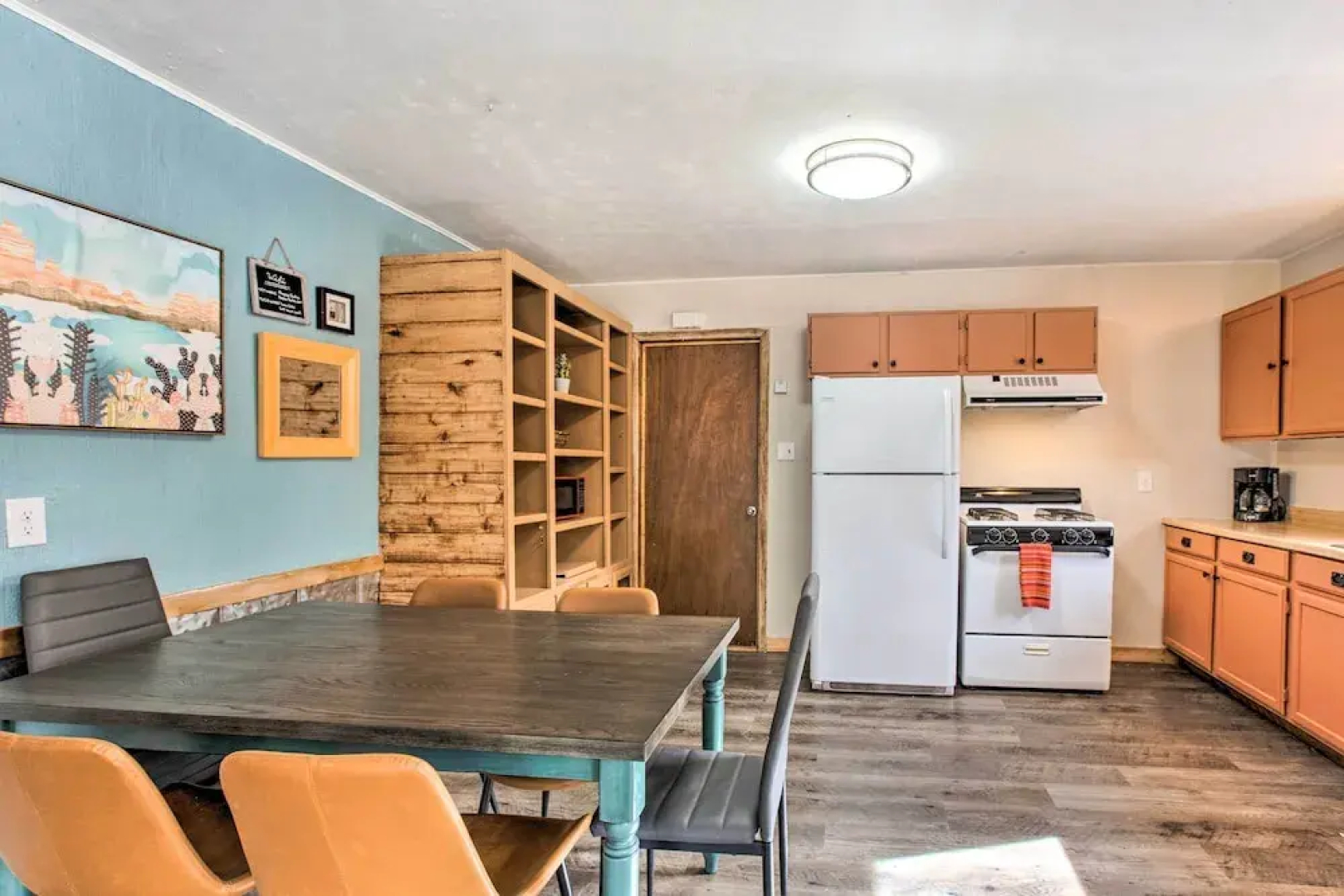 Cozy Red River Condo - Walk to Chair Lift!