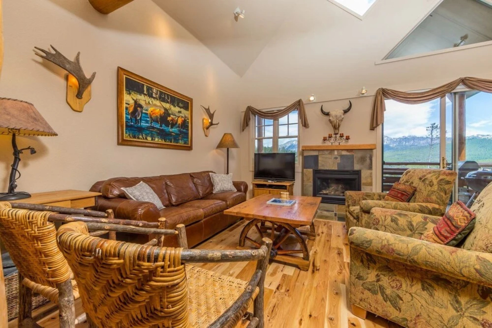 Big Sky - Saddleridge L4