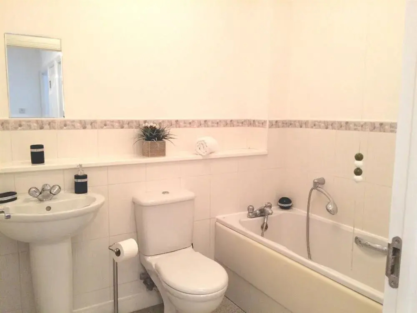 Stunning Waterfront Apartment