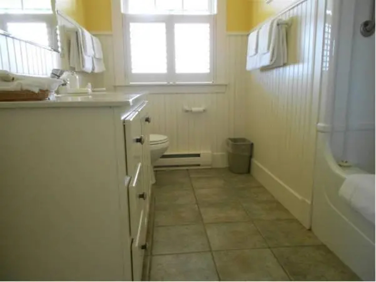 Shaw's Hotel & Cottages