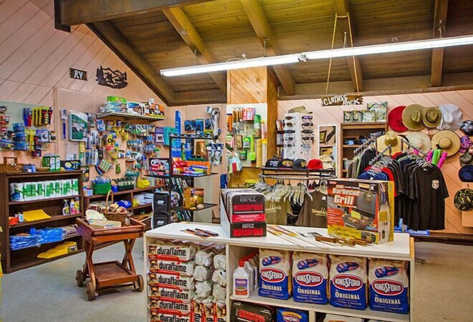 Idyllwild RV Resort - Caravan Park