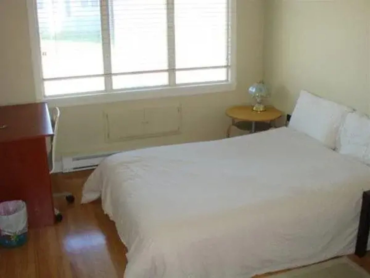 Vancouver Backpacker House