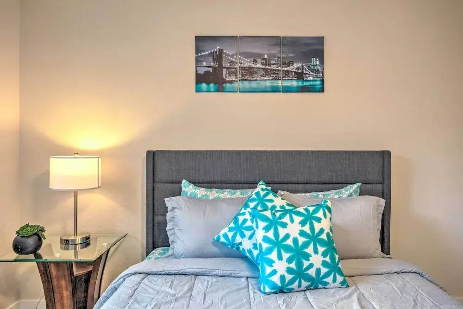 Turquoise Escape ~ 1 Mi to Sailfish Marina!