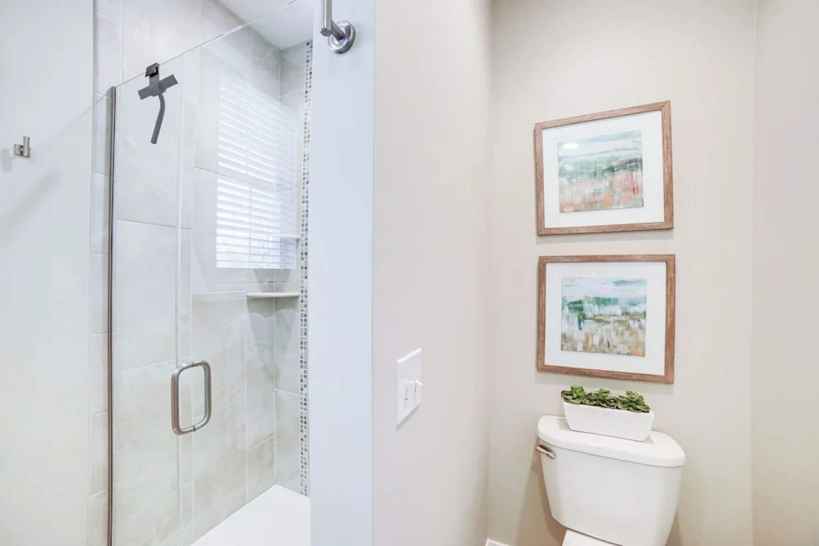 Downtown Douglas Home w/ Kayaks Near Oval Beach