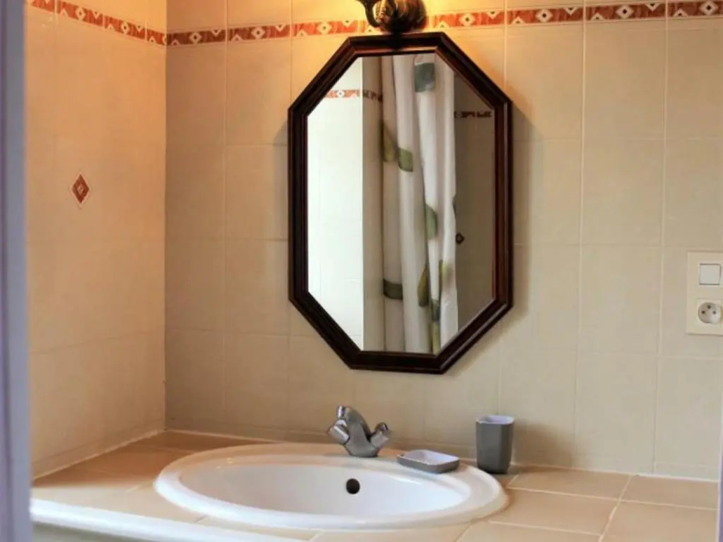 Gîte Cénac-et-Saint-Julien, 3 pièces, 4 personnes - FR-1-616-73