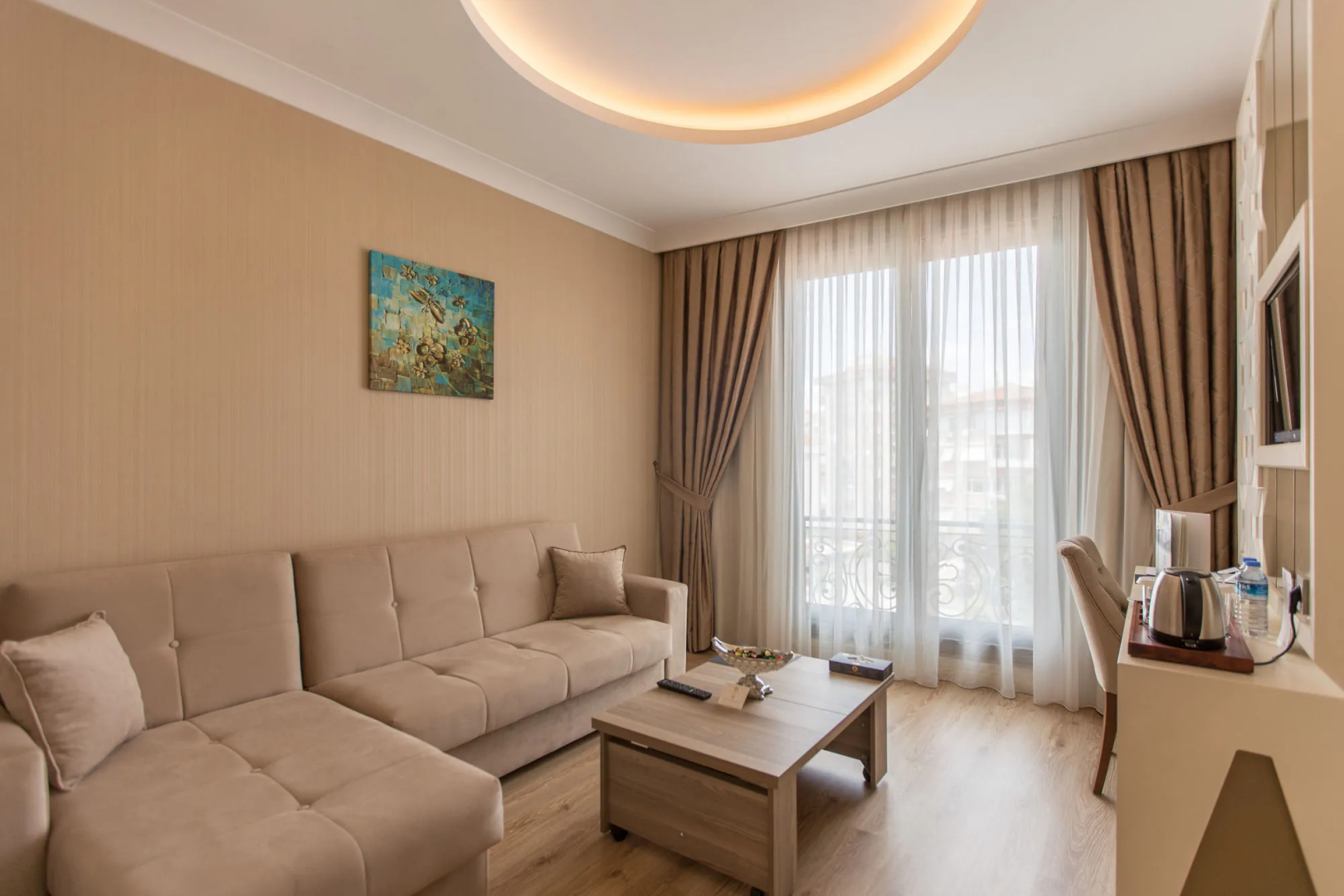 The Grand Mira Hotel