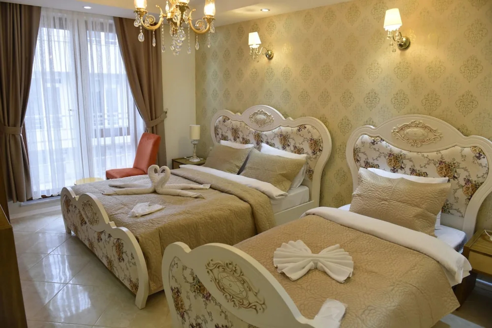 La Rossa Boutique Hotel