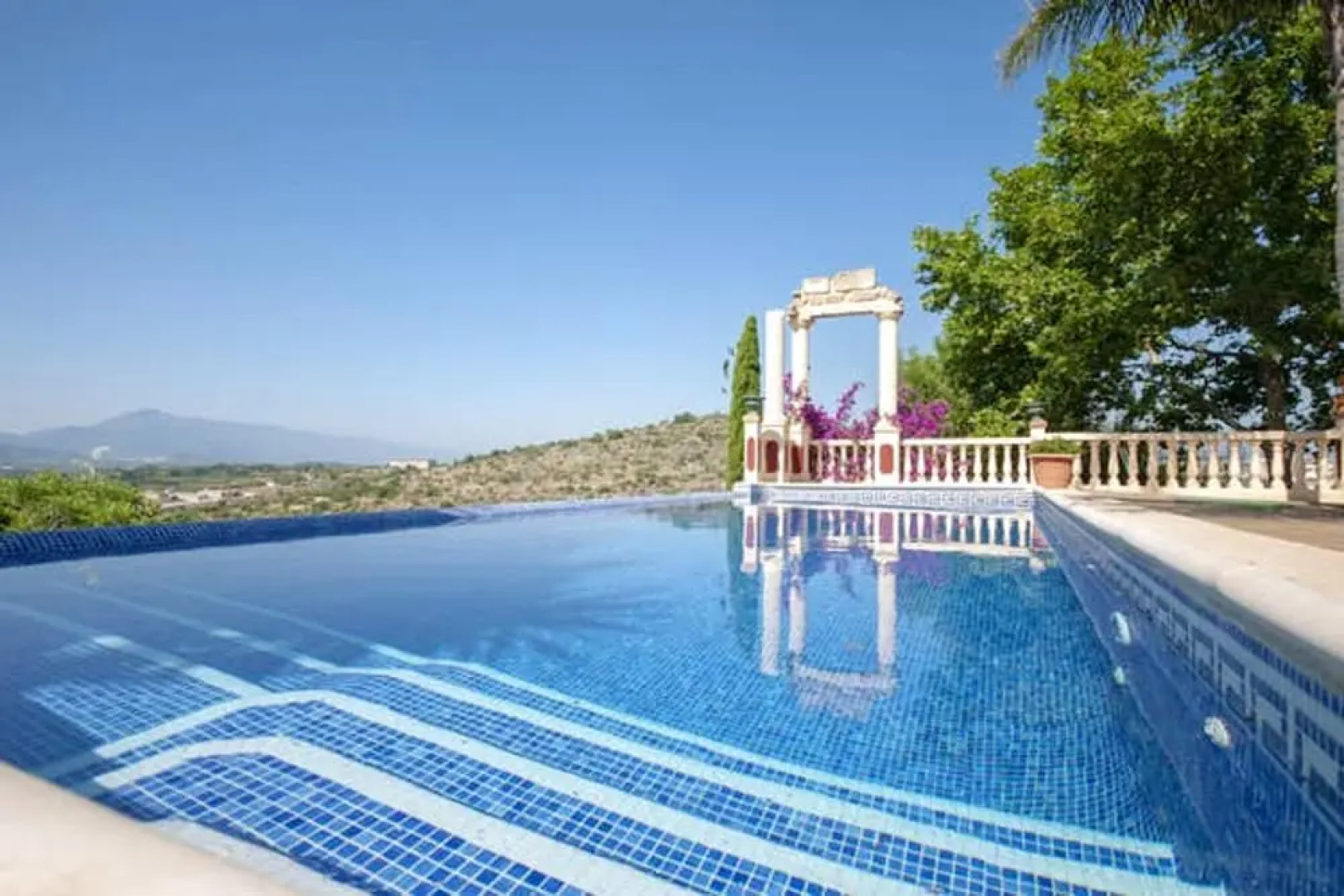 Villa With 4 Bedrooms in Llutxent, With Wonderful Mountain View, Private Pool, Terrace