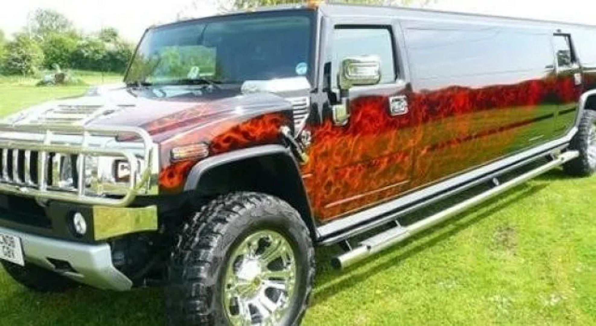 Hollywood Apartments  Barges