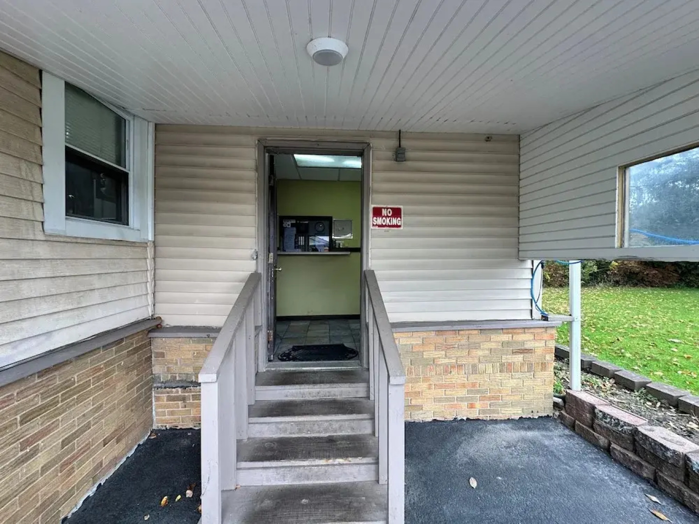 Westgate Manor Motel Austintown-Younstown, Ohio