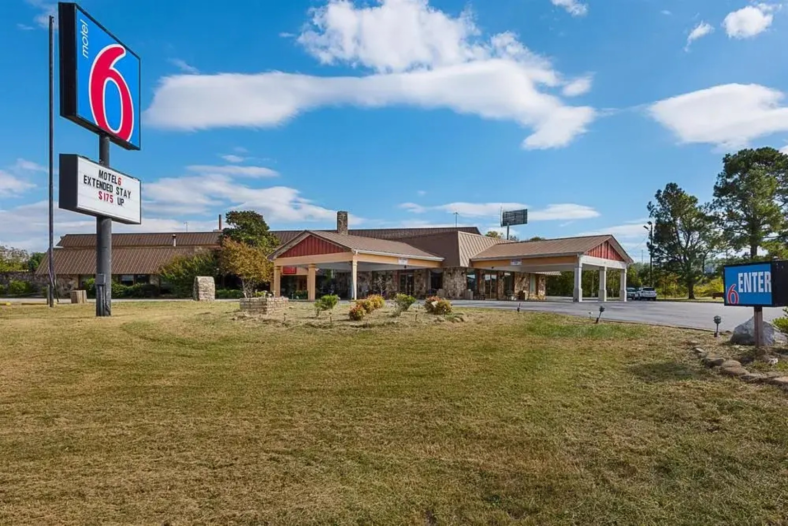 OYO Hotel Sweetwater TN West