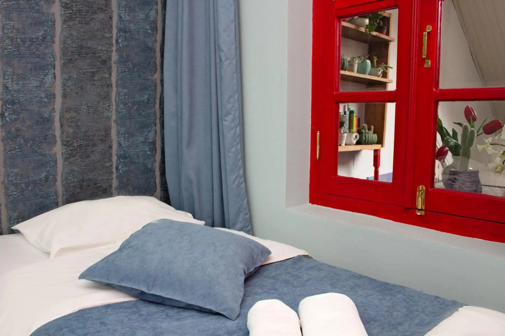 Отель Check Point