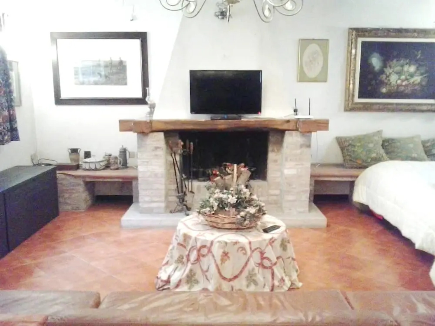 Studio in Caserta, With Pool Access, Enclosed Garden and Wifi - 25 km From the Beach