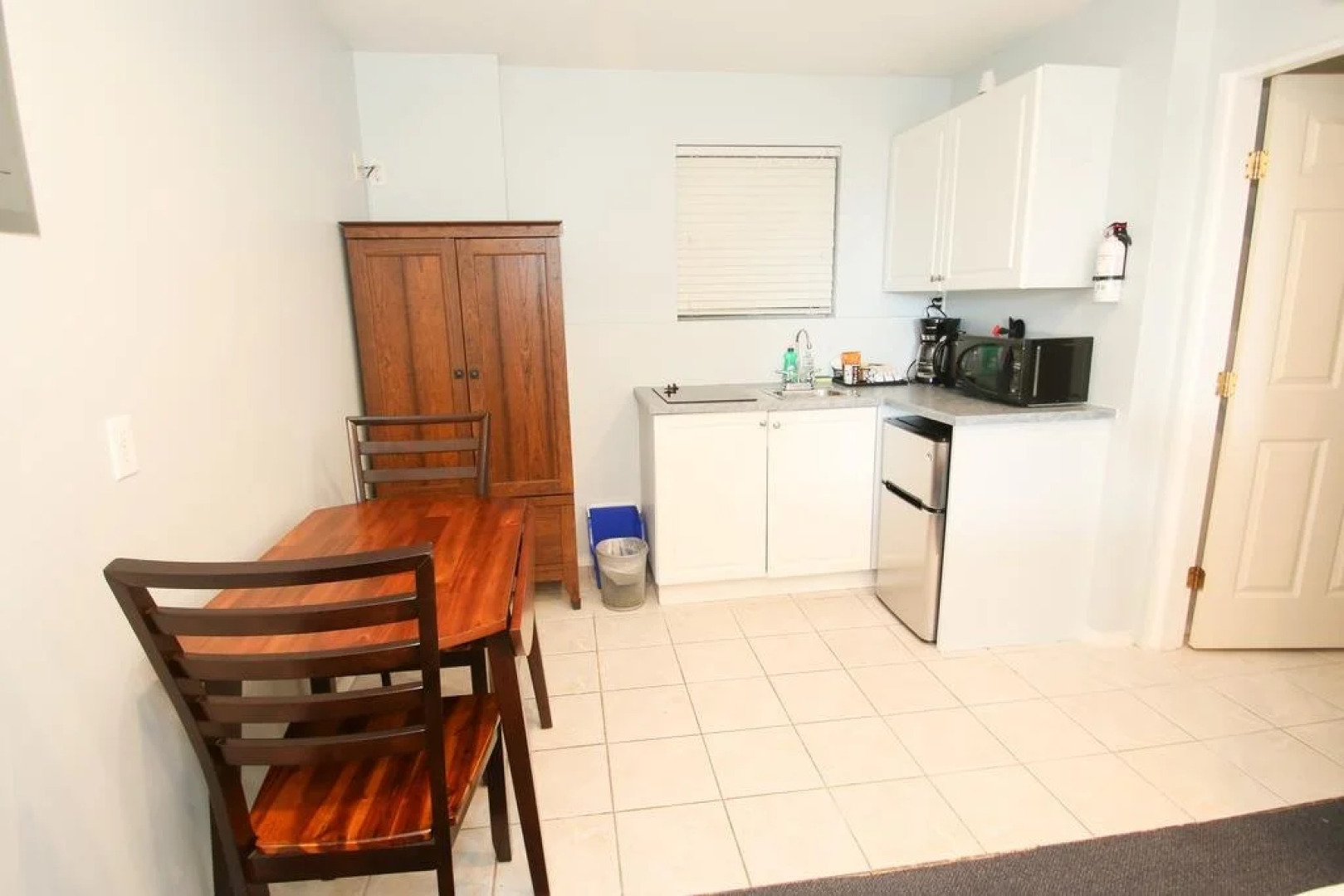 Duffin Cove Oceanfront Lodging