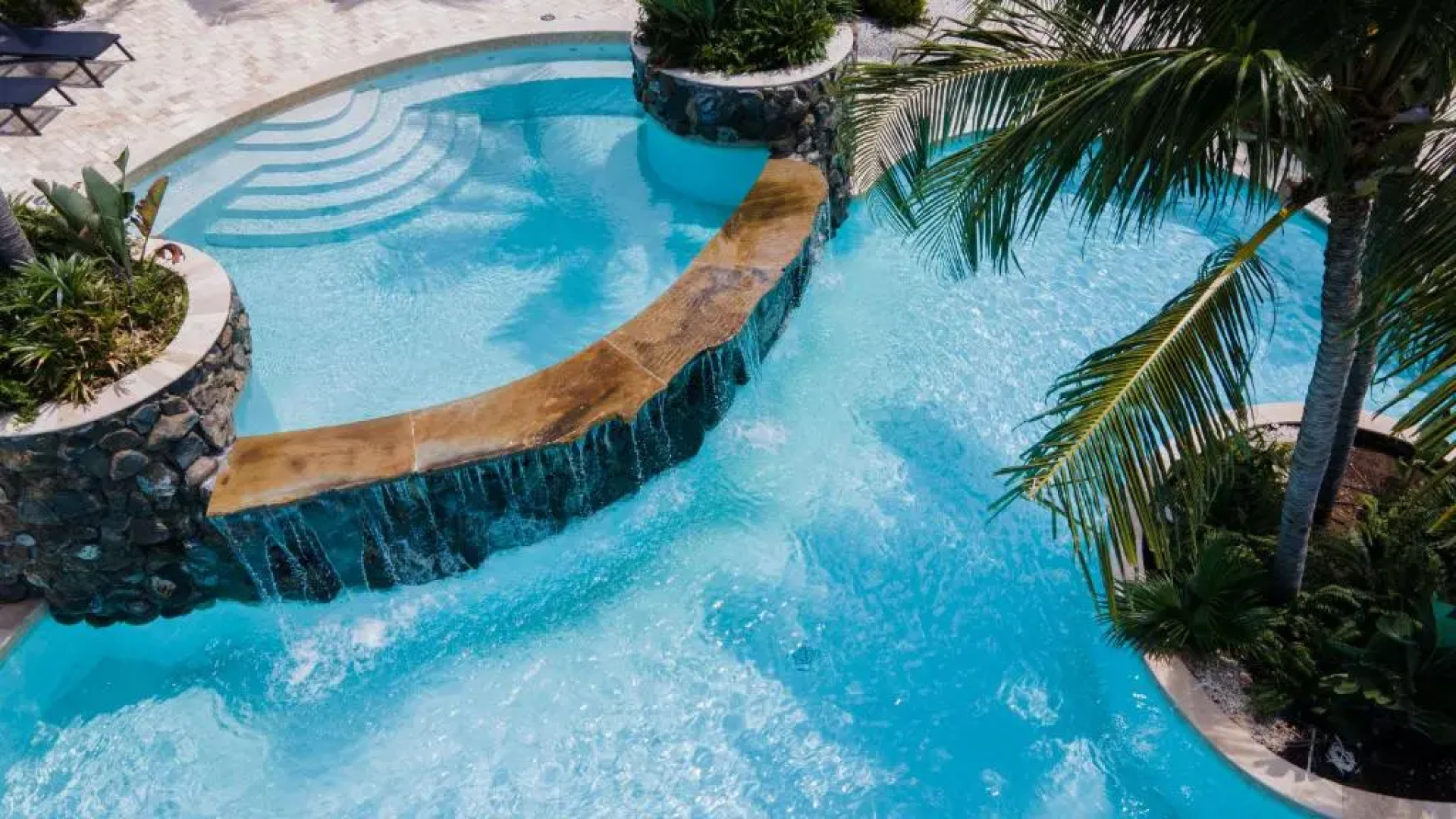 The Reef 28 Blue Bay Curacao