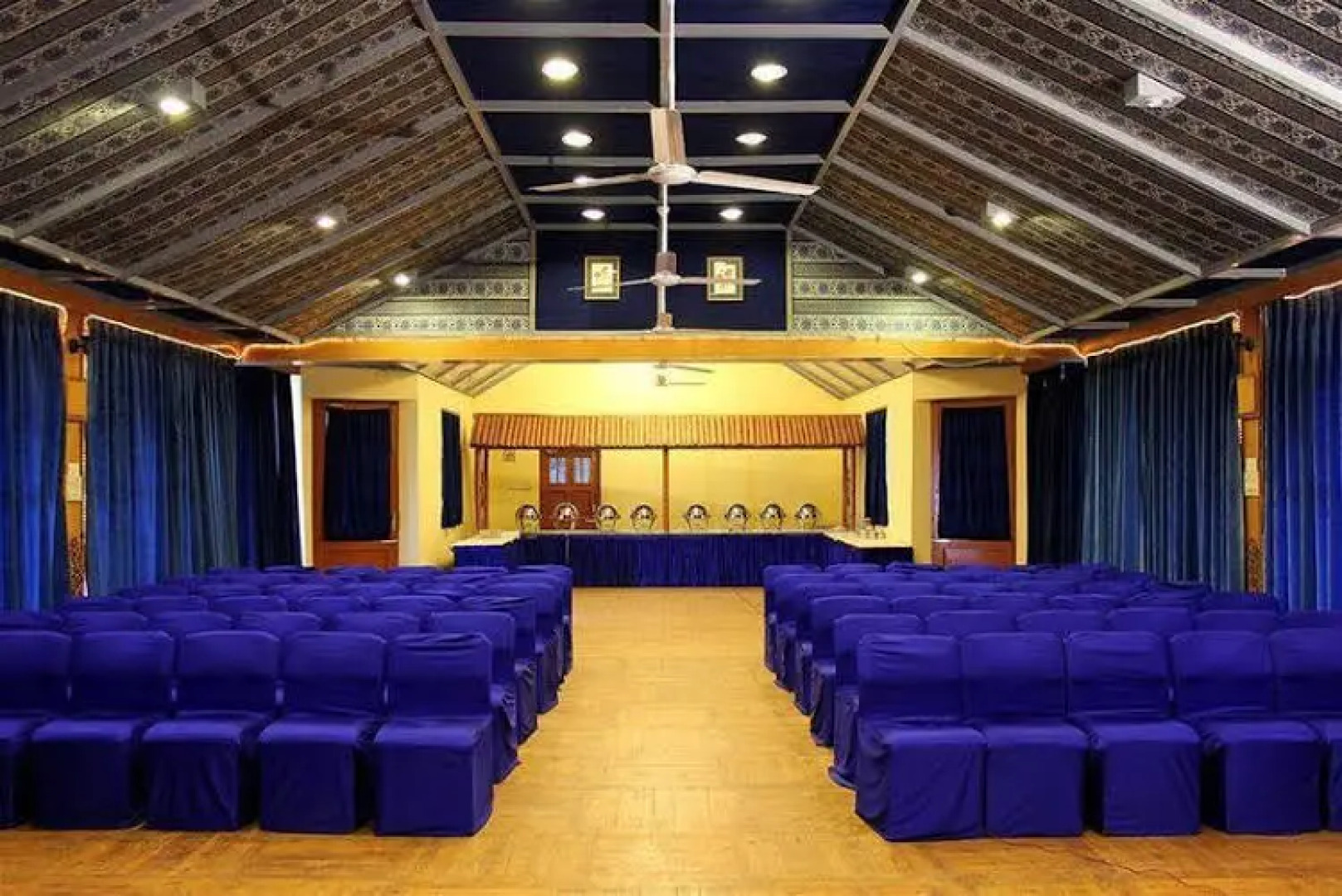 2 BR Rustic hut in Fagu, Shimla, by GuestHouser (912C)