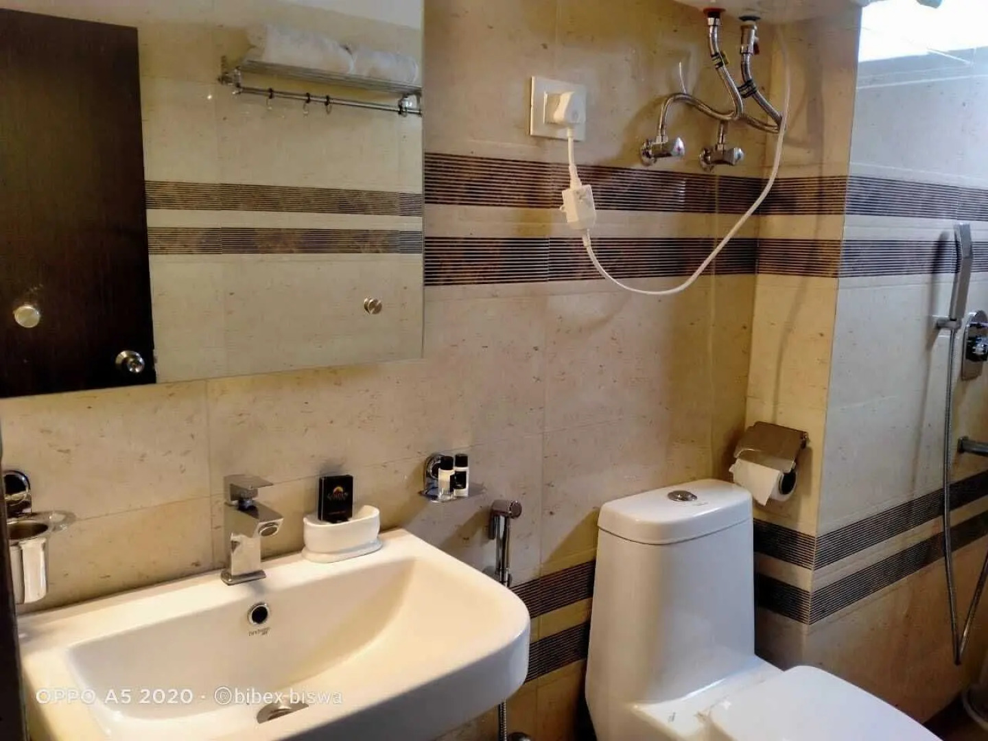 Golden Star Continental & Spa