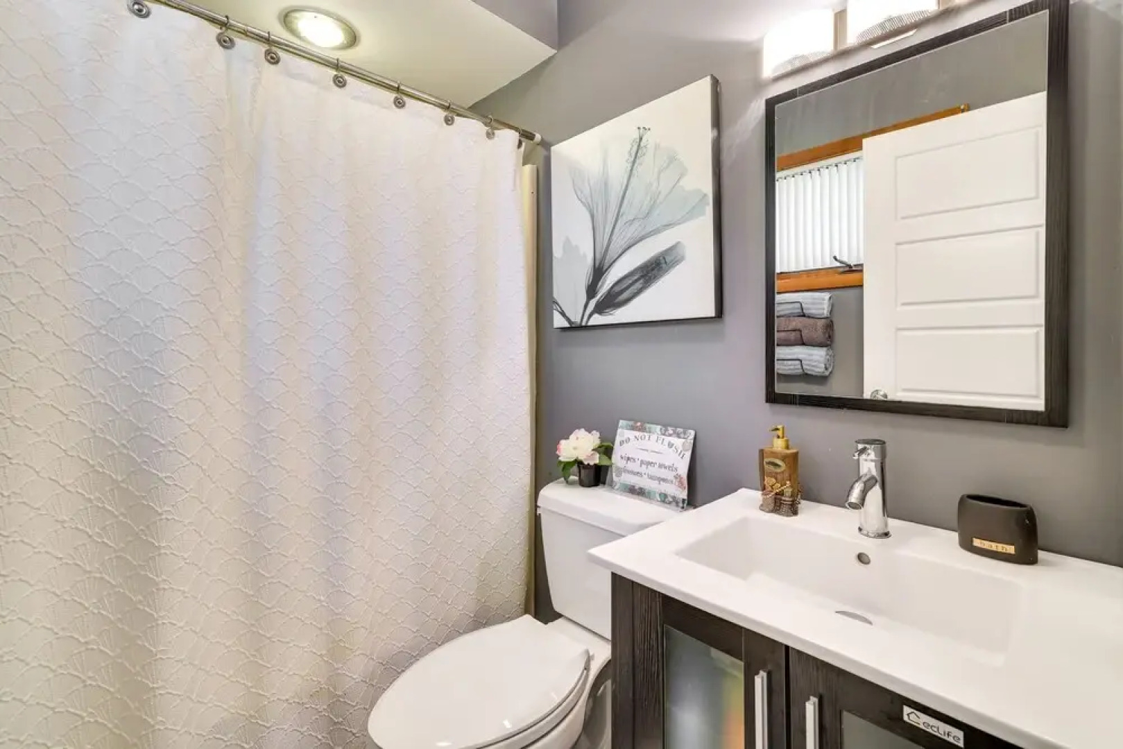 Tobyhanna Retreat w/ Deck, Pool + Lake Access!