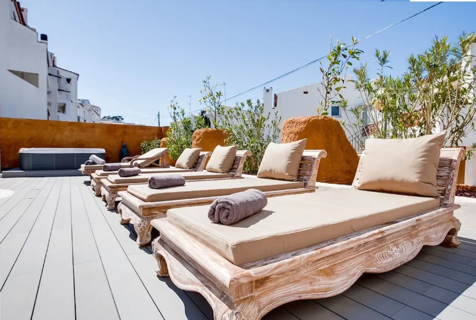 Vista Roses Mar - Villas Batik