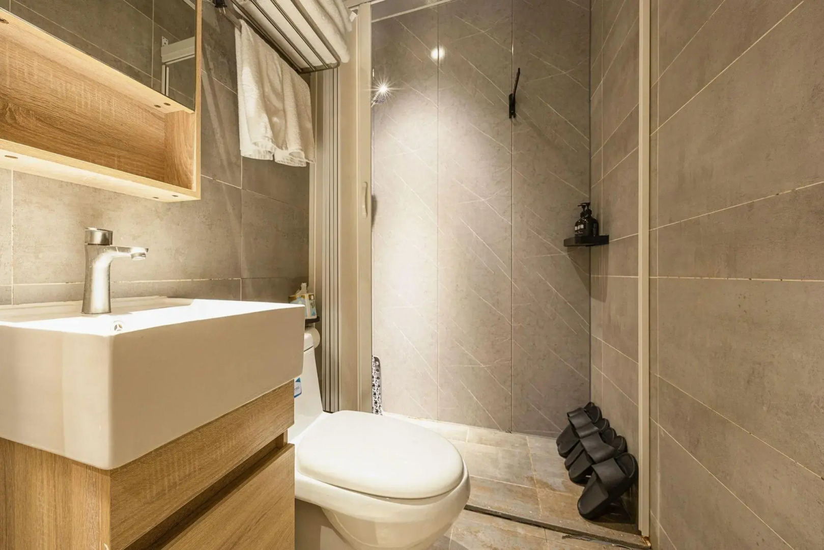 Beijing Hyde Courtyard Hotel