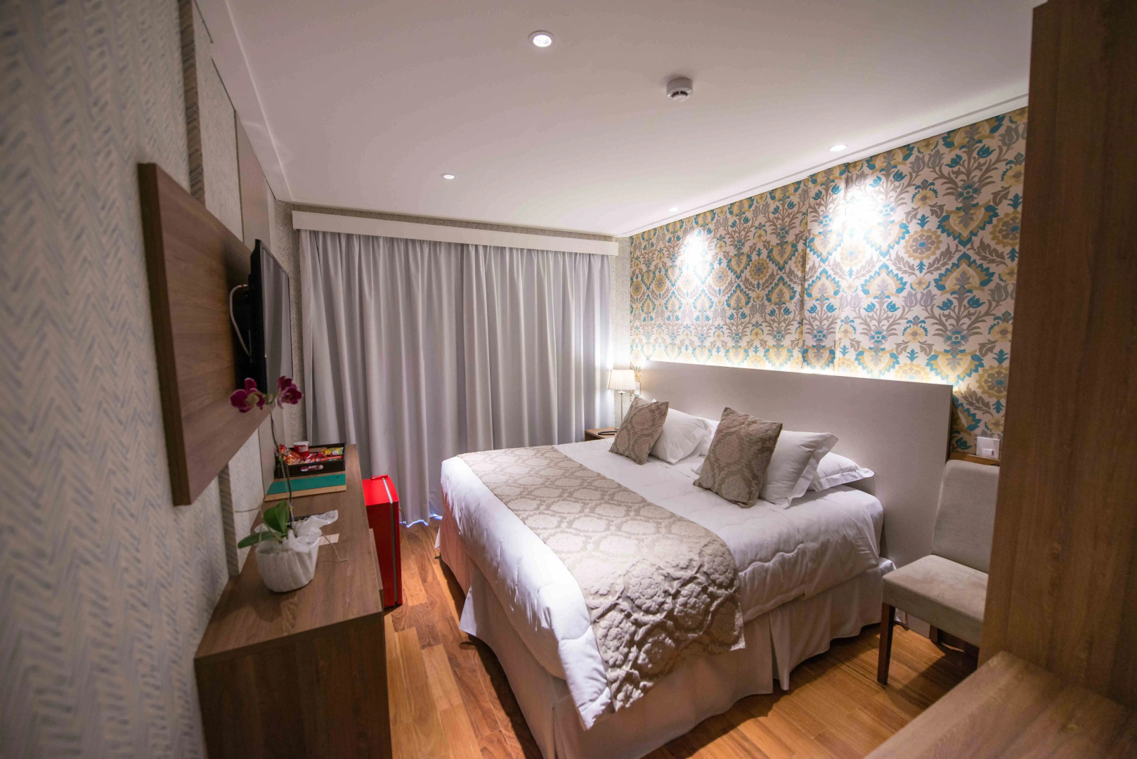 Chris Wellness Resort Hotel