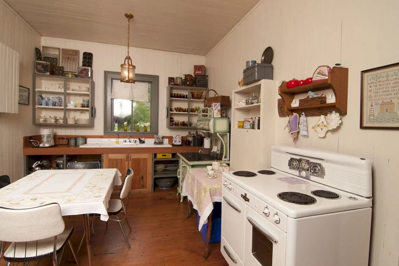 Historic Teague House B&B