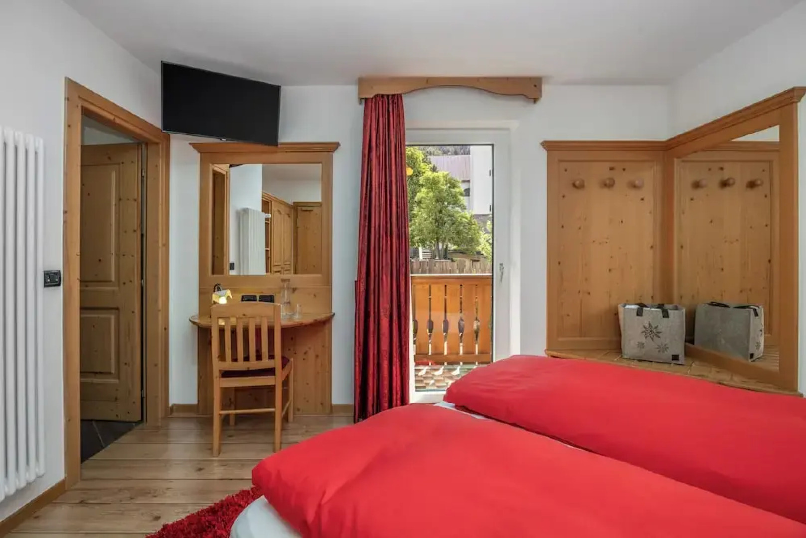 Hotel Tirol Natural Idyll