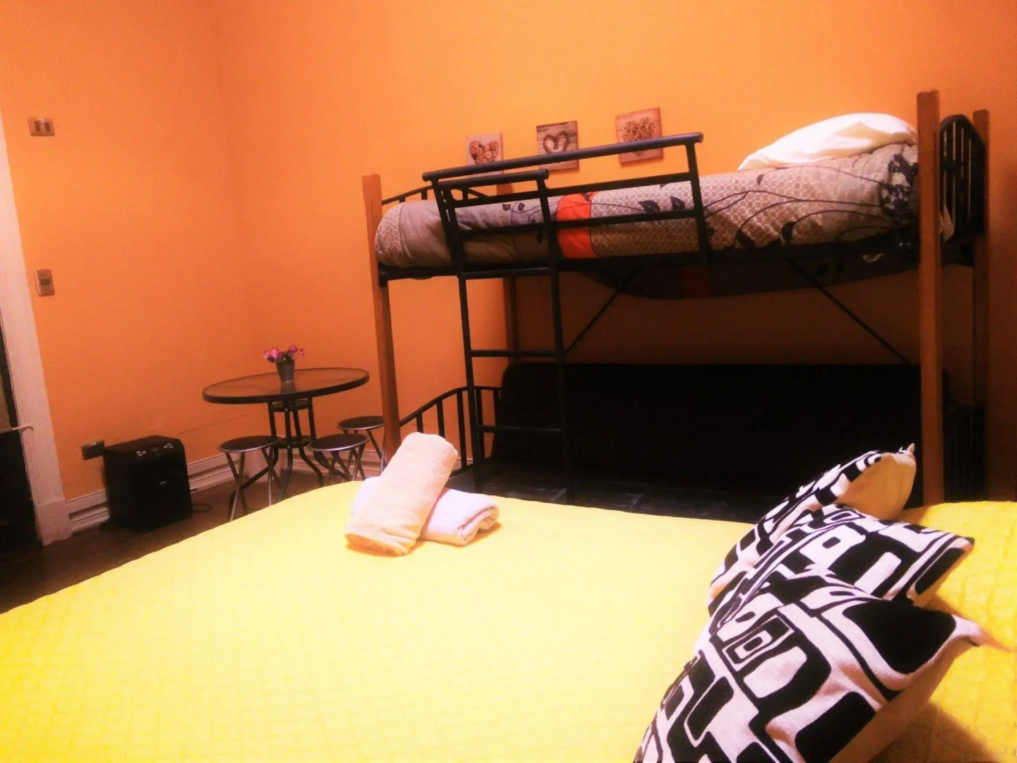 Santiago Backpackers