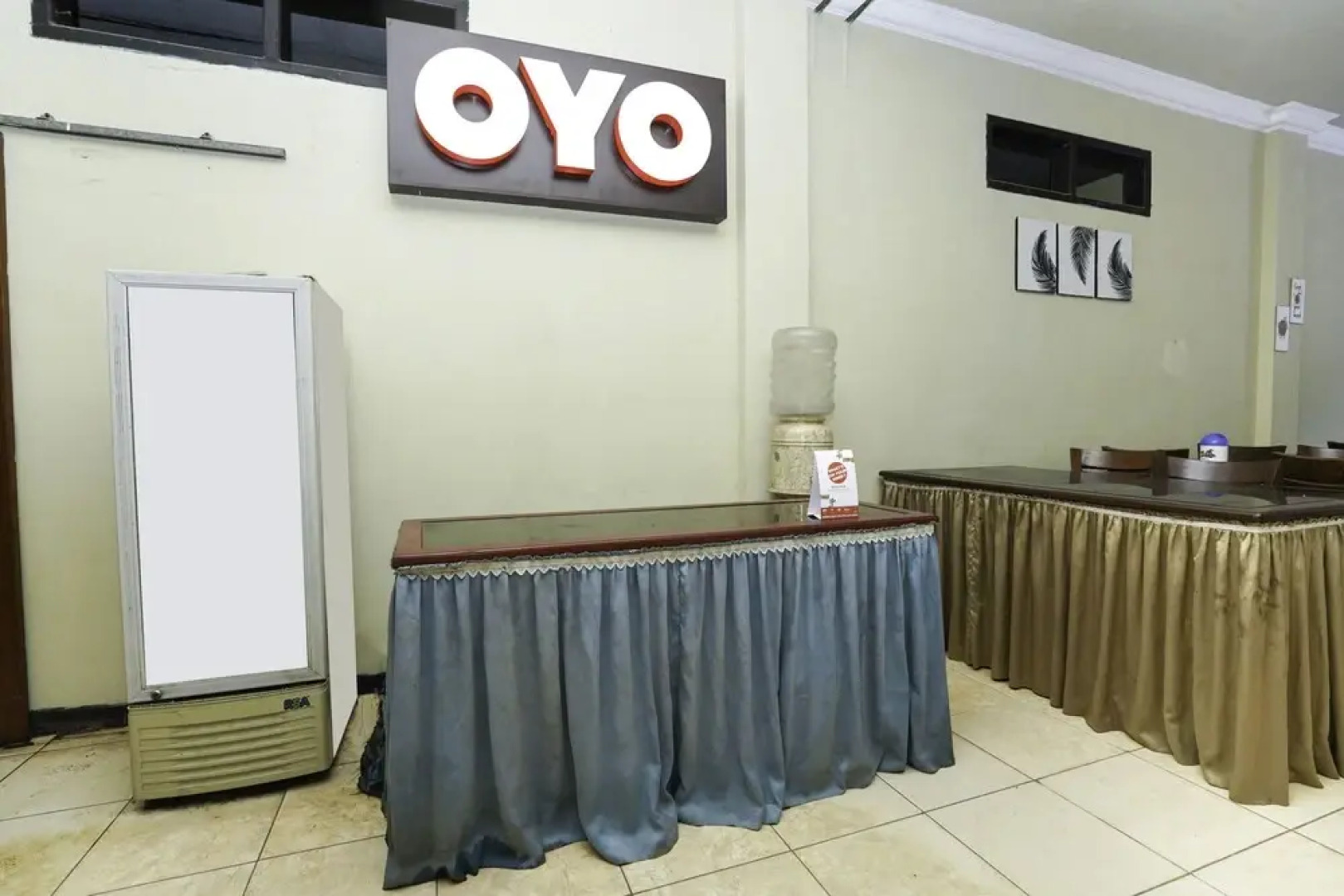 Hotel Madinah Syariah