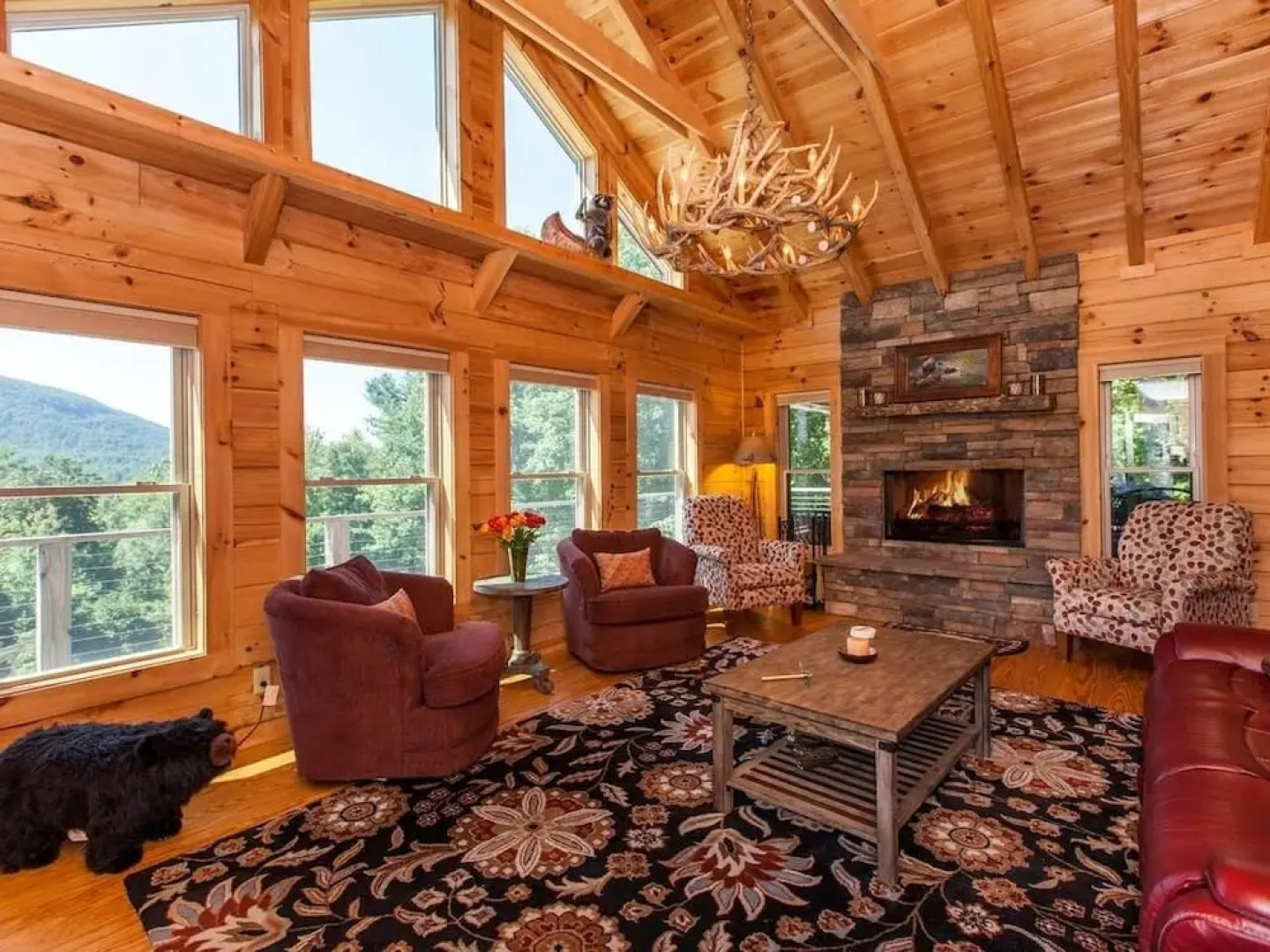 Mountain-view Retreat W/ Hot Tub & Firepit 4 Bedroom Cabin