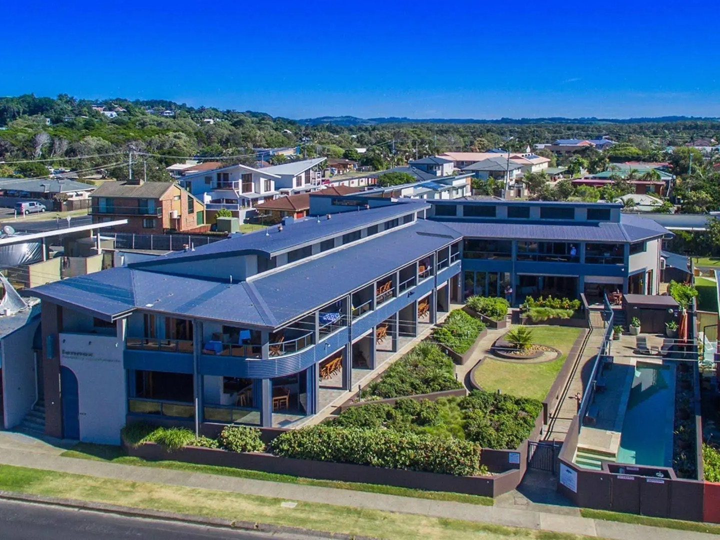 Lennox Point Holiday Apartments