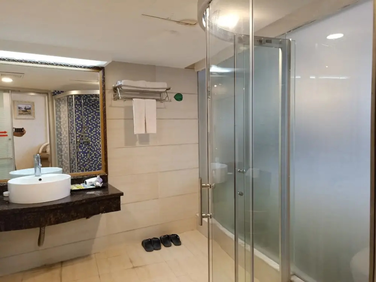 GuiLin HongKong Hotel